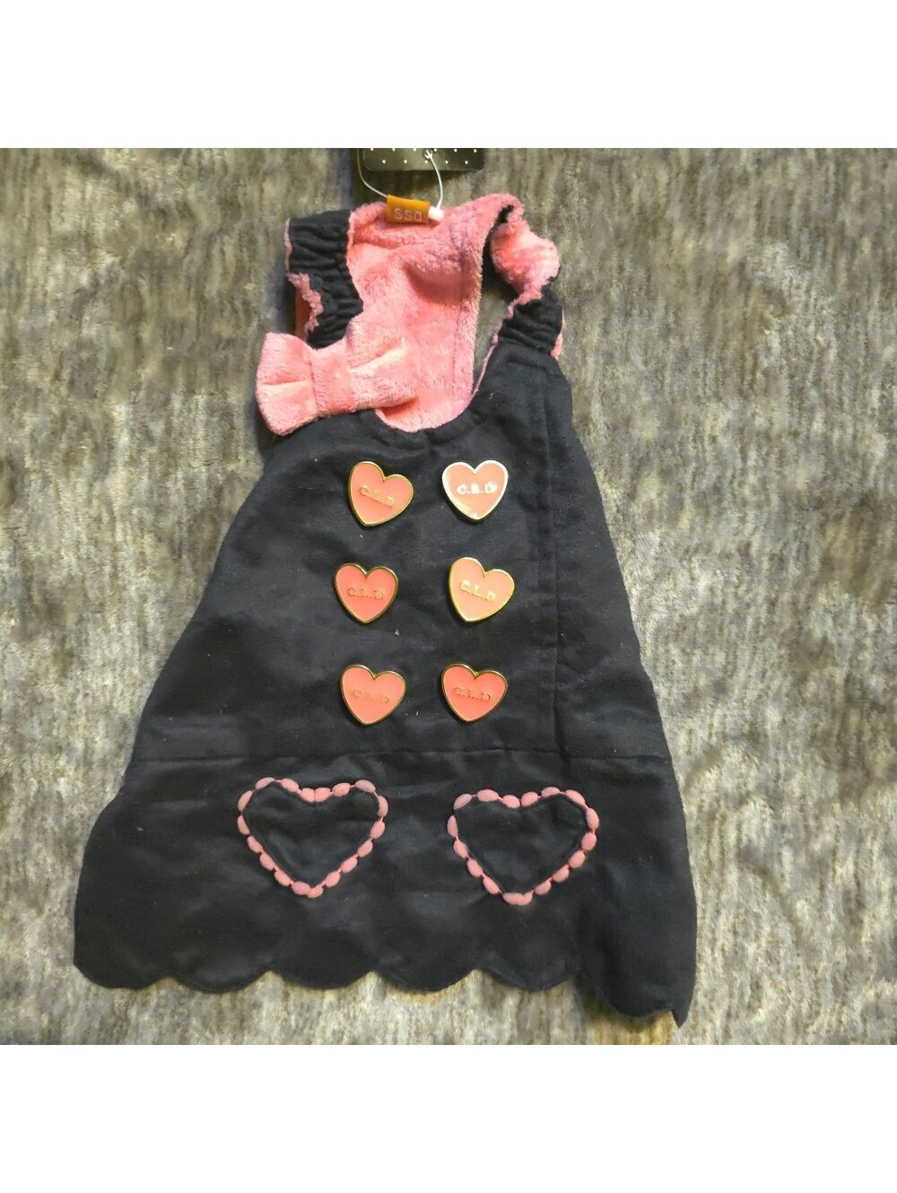 Creative Yoko Black and Pink Heart Button Sleeveless Dress